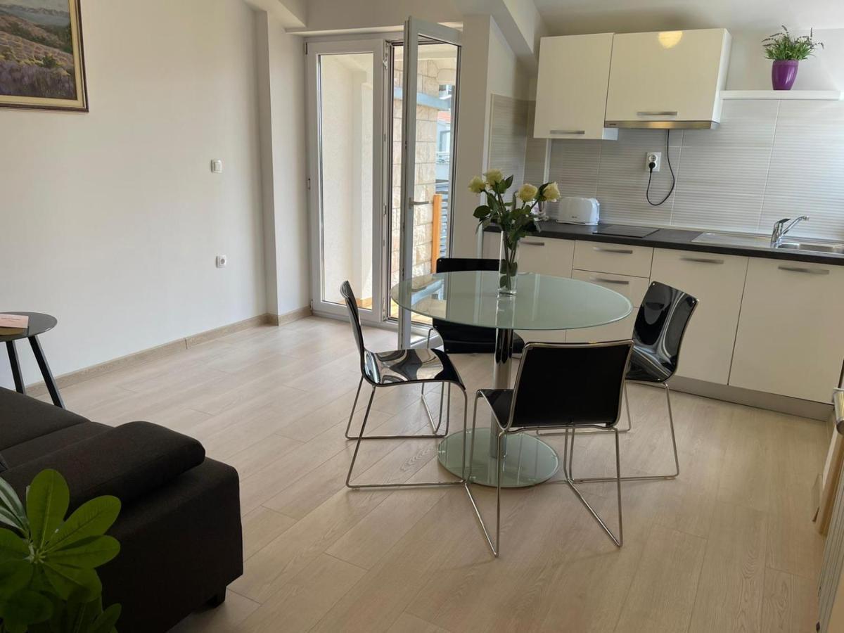 Tučepi Villa Jadranka Apartments المظهر الخارجي الصورة