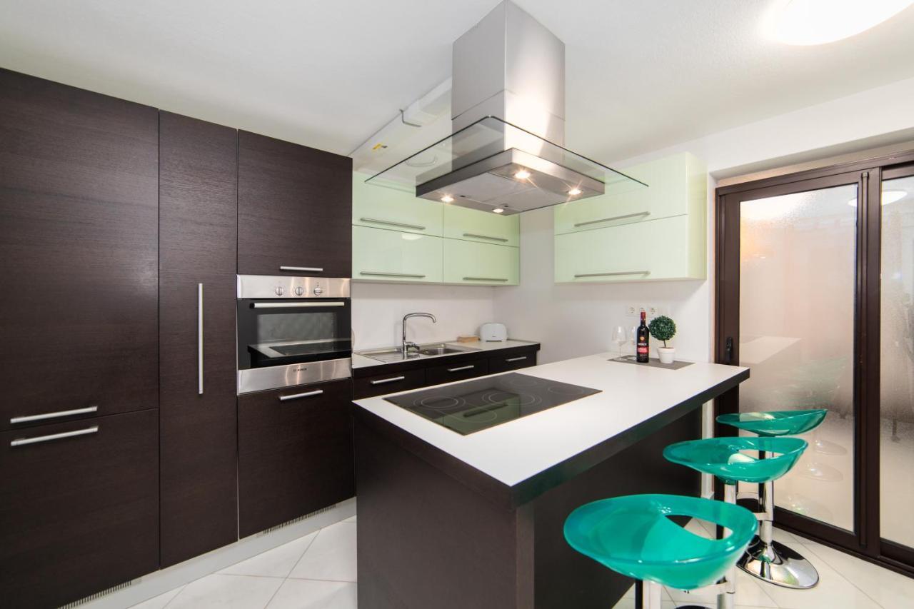 Tučepi Villa Jadranka Apartments المظهر الخارجي الصورة