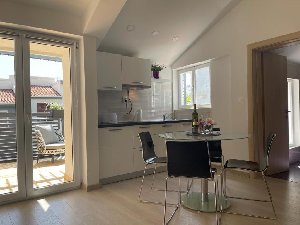 Tučepi Villa Jadranka Apartments المظهر الخارجي الصورة
