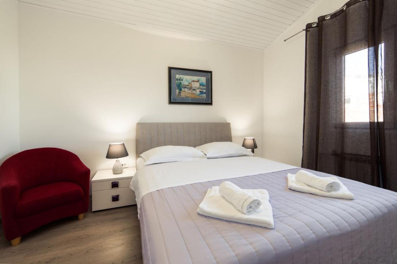 Tučepi Villa Jadranka Apartments المظهر الخارجي الصورة