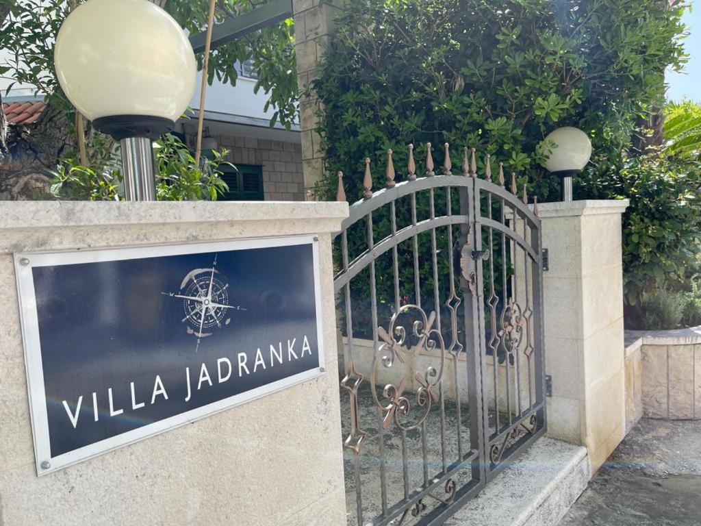 Tučepi Villa Jadranka Apartments المظهر الخارجي الصورة